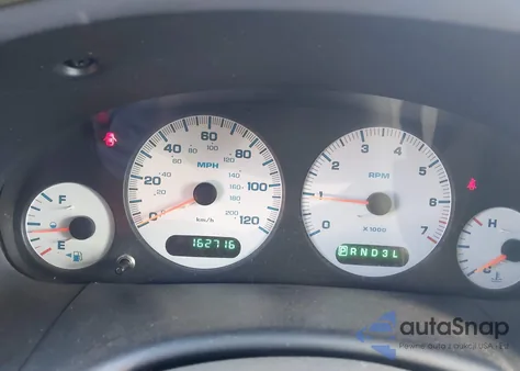 2002 Dodge Grand Caravan Sport z USA, uszkodzony, nr VIN 2B4GP44332R753937